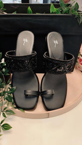 Dark Allure (Kolhapuri)