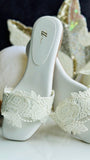 Snowy Lace (Flats)